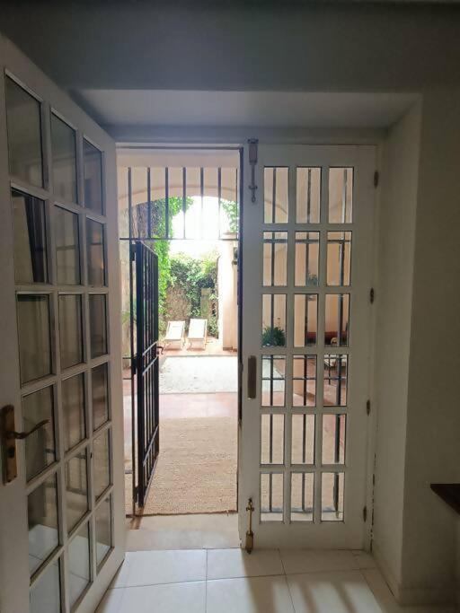 Casa Aguila Casco Antiguo Patio Privado Apartment Caces Екстериор снимка